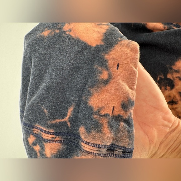 Lululemon Bleached Tie-Dyed Funnel Neck Hoodie - Picture 8 of 15